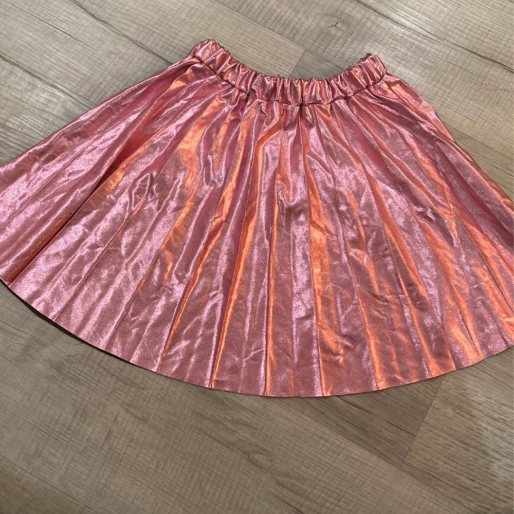 Girls Zara pink metallic pleated skirt. Size 7/8 NWOT
